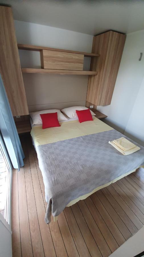 Mobile Homes Suha Punta Kampor Exterior photo