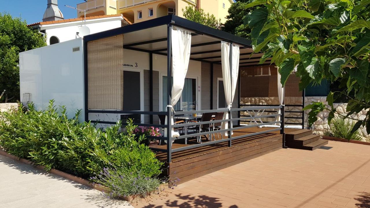 Mobile Homes Suha Punta Kampor Exterior photo